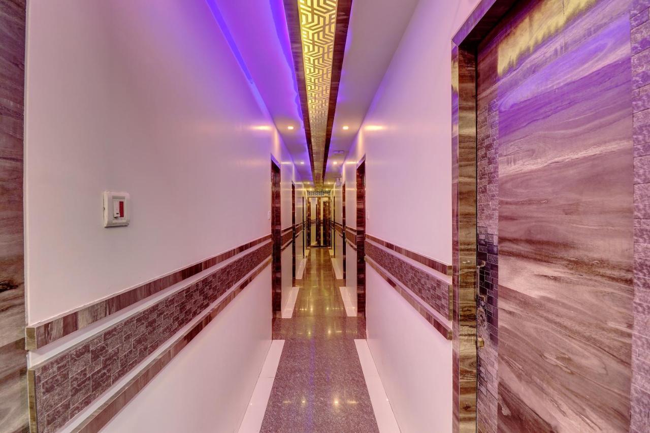 Hotel Magnet Terminal-2 ムンバイ エクステリア 写真