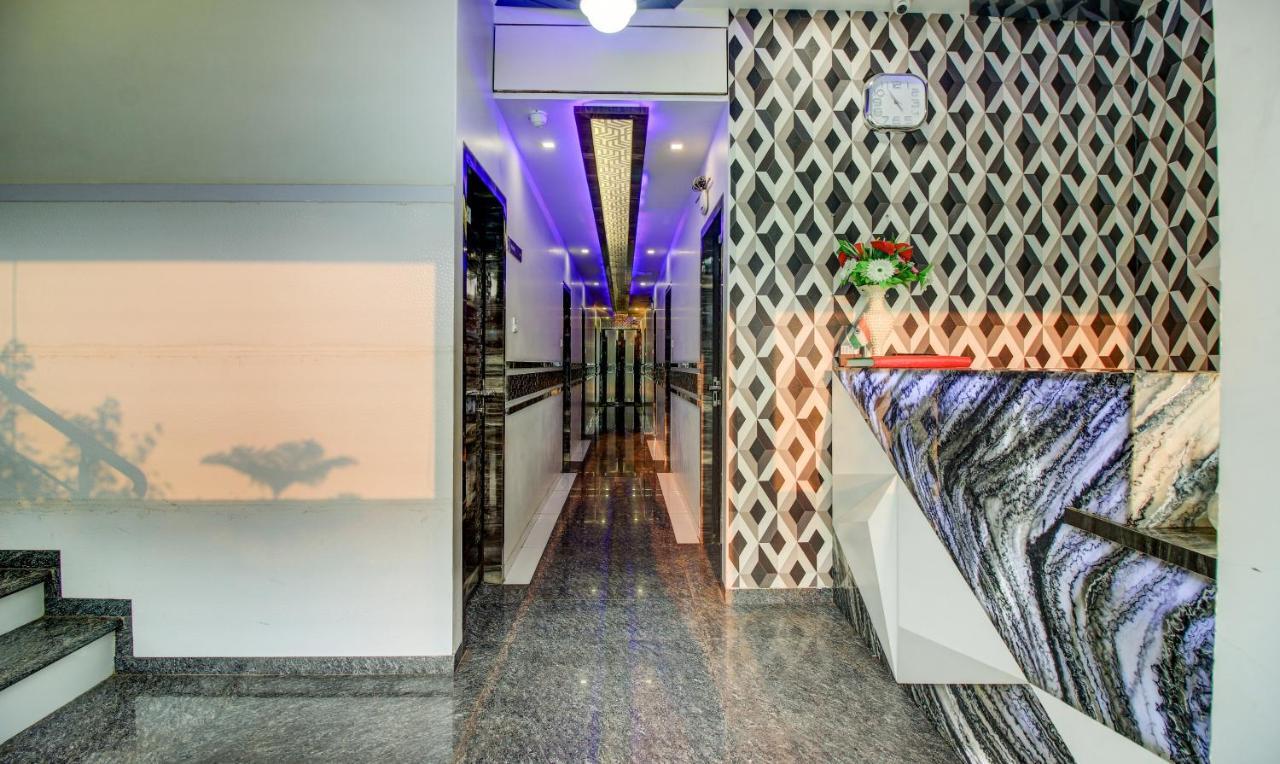 Hotel Magnet Terminal-2 ムンバイ エクステリア 写真